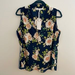 NWT Rose & Olive Floral Sleeveless Blouse